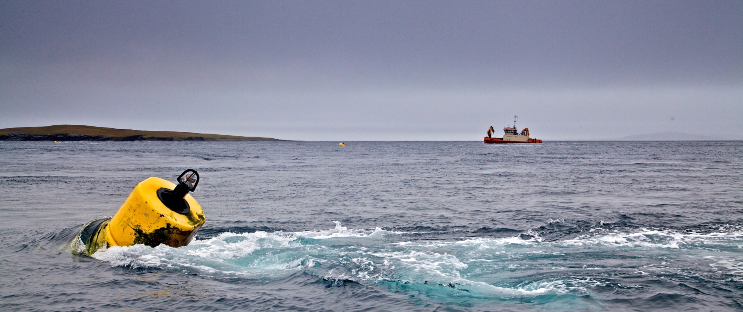 Mooring in tidal flow at EMEC Fall of Warness tidal test site (Copyright Colin Keldie) (5) HR edit